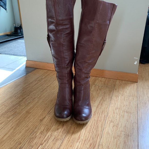 Knee high leather Aldo wedge boots - Picture 9 of 12